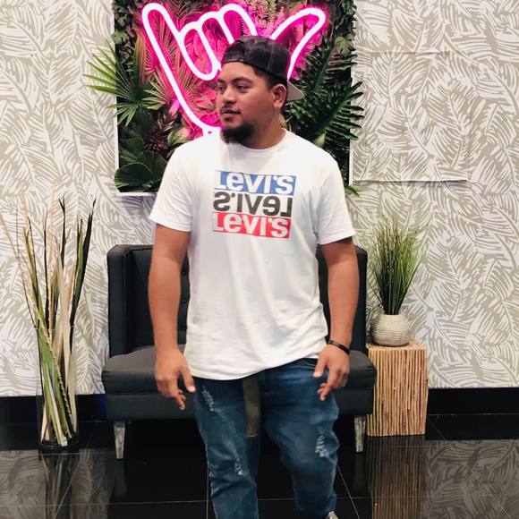 Meet your Posher, Ivory - Picture 1 of 1